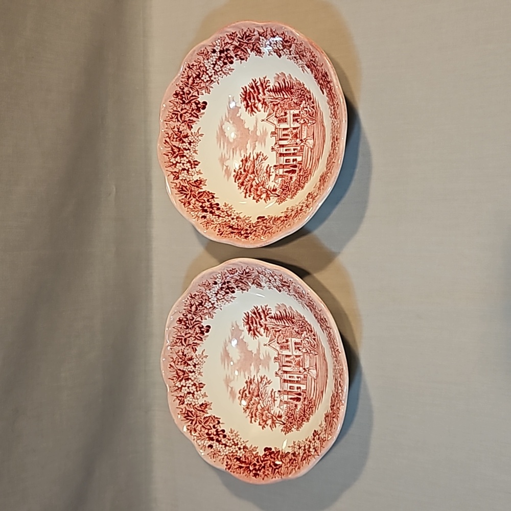 J & G Meakin Romantic England Red Coupe Soup Bowls Buckinghamshire